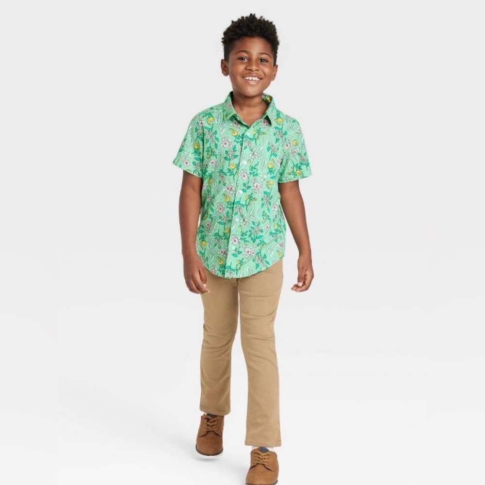 Cat and Jack - Boys Floral Button-Down Short Sleeve Woven Shirt